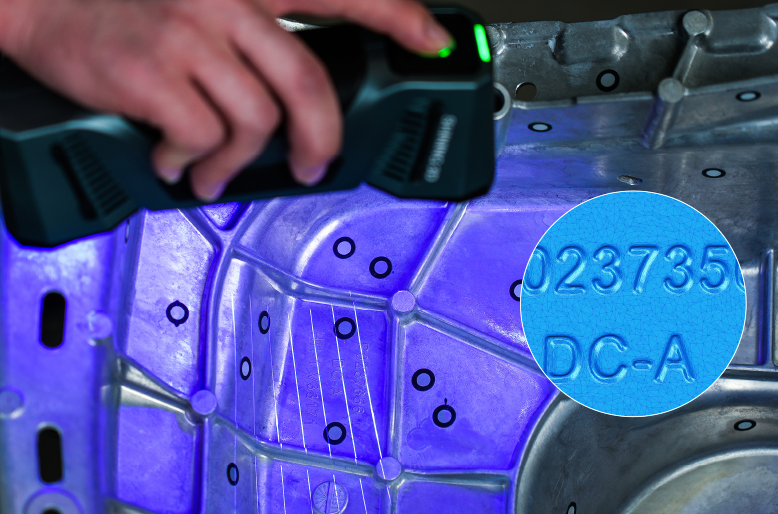 手持式激光三维扫描仪