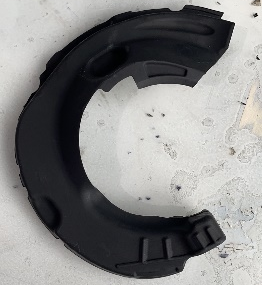 在汽车制造领域,橡胶零部件虽然“体型”不大,却承担着密封、减震、隔音、防护等关键功能。它们的尺寸精度和形位公差直接影响整车性能、密封性与使用寿命。然而,尤其橡胶材质的特殊性,传统检测手段往往力不从心,零件三维激光扫描仪的出现,正在彻底改变这一局面。 汽车橡胶零部件传统检测难点: 难点一:受力易变形; 难点二:曲面结构,难以测量三维空间尺寸。 解决途径:三维扫描检测方案 汽车橡胶零部件较小且对于细节数据要求较高,故采用OptimScan 5M工业级三维扫描仪。通过非接触扫描测量的方式,快速获取样件的三维完整数据,并与Geomagic Control X检测软件相结合,快速测量任意所需尺寸。 黑色汽车橡胶零部件,受力易变形,且曲面结构较多,使用零件三维激光扫描仪,扫描过程中静置即可。再通过色谱图,一目了然,快速得到检测结果:样件是否合格,最后在Geomagic Control X检测软件中,快速获得各测量点位的具体数值。 使用三维扫描方式进行汽车橡胶零部件检测的优势: ● 非接触式测量,降低误差 橡胶材质的样件,受力之后会发生形变,且曲面结构较多,难以测量三维空间尺寸,不管是三坐标或者传统的卡尺测量,均将产生较大误差。 ● 计量级精度,检测结果可靠 OptimScan 5M工业级三维扫描仪,最高精度达0.005mm,且重复精度稳定,能够准确获得样件的三维数据。 ● 一次扫描,快速获得多项检测结果 三维扫描获得完整数据后,需要哪几项检测结果,即可在Geomagic Control X软件中快速得到。 零件三维激光扫描仪以非接触、无需喷涂、高精度、便携快速的技术优势,直击橡胶零部件的检测痛点,不仅显著提升了检测效率与数据可靠性,更为橡胶件的正向设计优化与装车质量保障提供了全尺寸数字化依据,正成为汽车供应链中不可替代的质量控制利器。 在汽车制造领域,橡胶零部件虽然“体型”不大,却承担着密封、减震、隔音、防护等关键功能。它们的尺寸精度和形位公差直接影响整车性能、密封性与使用寿命。然而,尤其橡胶材质的特殊性,传统检测手段往往力不从心,零件三维激光扫描仪的出现,正在彻底改变这一局面。 汽车橡胶零部件传统检测难点: 难点一:受力易变形; 难点二:曲面结构,难以测量三维空间尺寸。 解决途径:三维扫描检测方案 汽车橡胶零部件较小且对于细节数据要求较高,故采用OptimScan 5M工业级三维扫描仪。通过非接触扫描测量的方式,快速获取样件的三维完整数据,并与Geomagic Control X检测软件相结合,快速测量任意所需尺寸。 黑色汽车橡胶零部件,受力易变形,且曲面结构较多,使用零件三维激光扫描仪,扫描过程中静置即可。再通过色谱图,一目了然,快速得到检测结果:样件是否合格,最后在Geomagic Control X检测软件中,快速获得各测量点位的具体数值。 使用三维扫描方式进行汽车橡胶零部件检测的优势: ● 非接触式测量,降低误差 橡胶材质的样件,受力之后会发生形变,且曲面结构较多,难以测量三维空间尺寸,不管是三坐标或者传统的卡尺测量,均将产生较大误差。 ● 计量级精度,检测结果可靠 OptimScan 5M工业级三维扫描仪,最高精度达0.005mm,且重复精度稳定,能够准确获得样件的三维数据。 ● 一次扫描,快速获得多项检测结果 三维扫描获得完整数据后,需要哪几项检测结果,即可在Geomagic Control X软件中快速得到。 零件三维激光扫描仪以非接触、无需喷涂、高精度、便携快速的技术优势,直击橡胶零部件的检测痛点,不仅显著提升了检测效率与数据可靠性,更为橡胶件的正向设计优化与装车质量保障提供了全尺寸数字化依据,正成为汽车供应链中不可替代的质量控制利器。